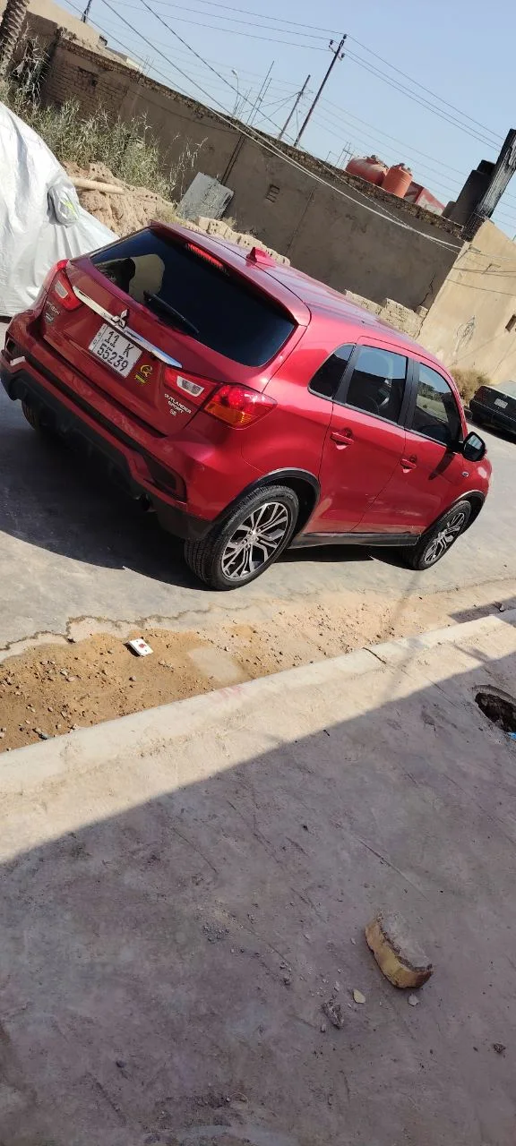 ميتسوبيشي اوتلاندر 2018