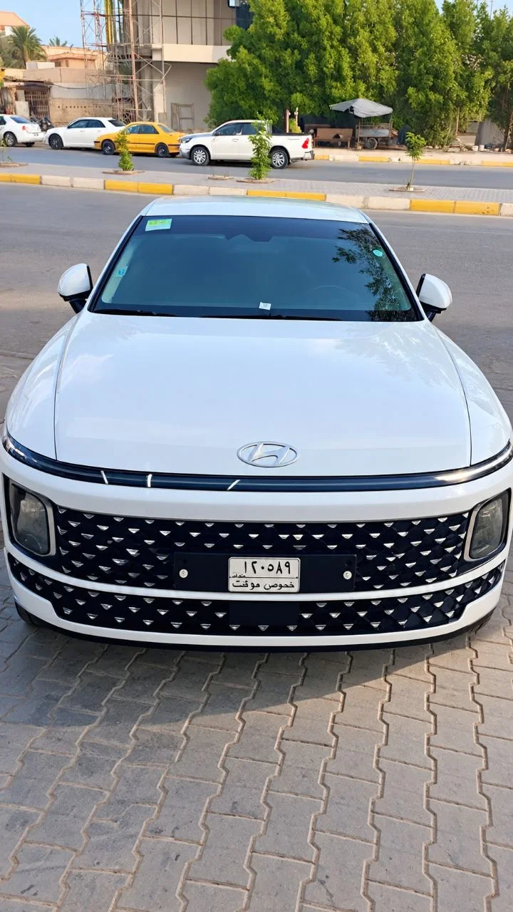 هونداي ازيرا